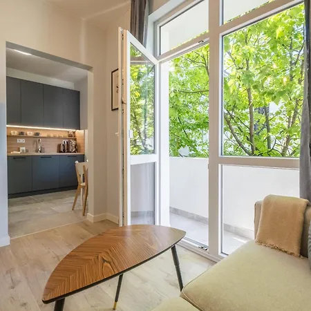 Town Place - 1 Bedroom *